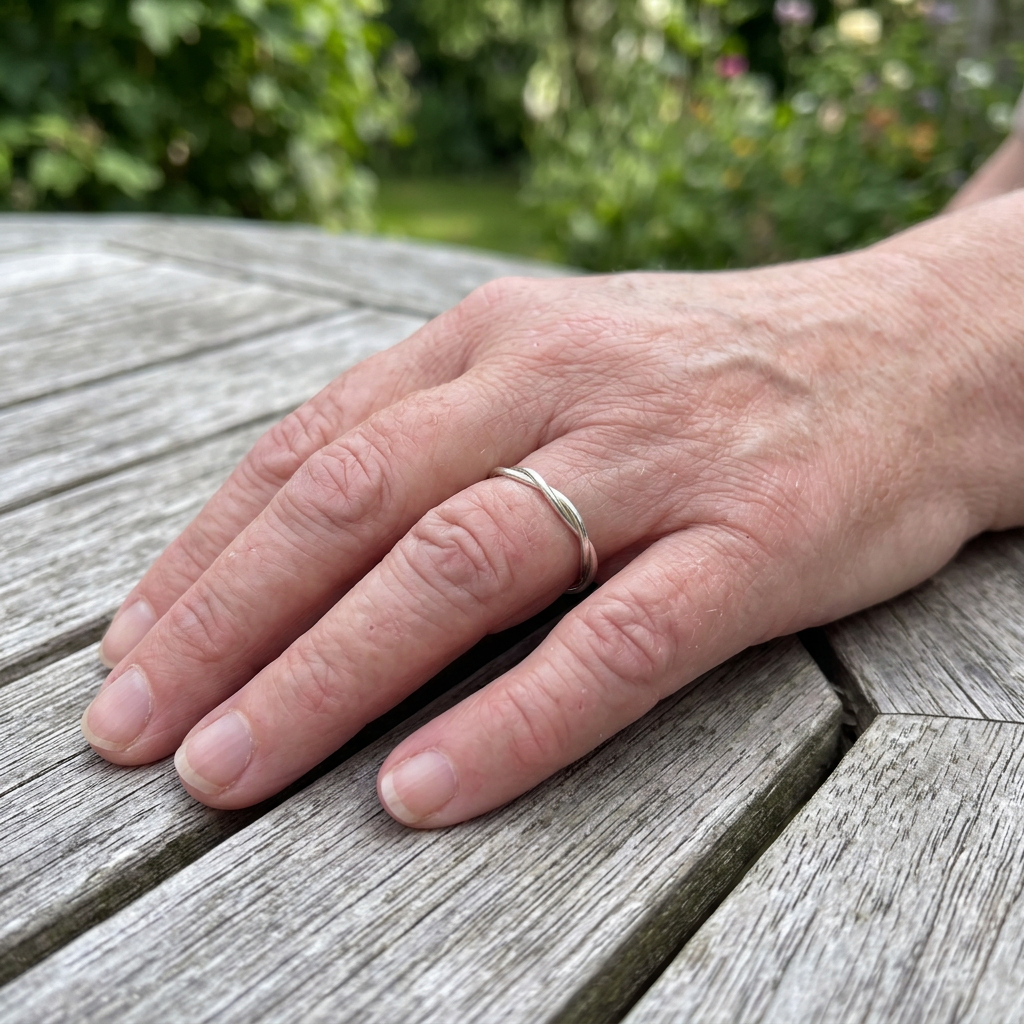 Crossover ring outdoors